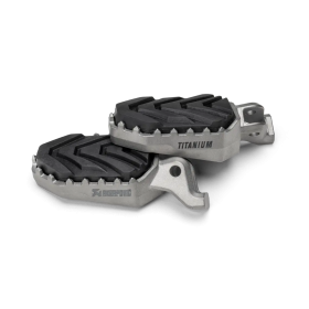 Repose-pieds titane Akrapovic pour TRIUMPH TIGER